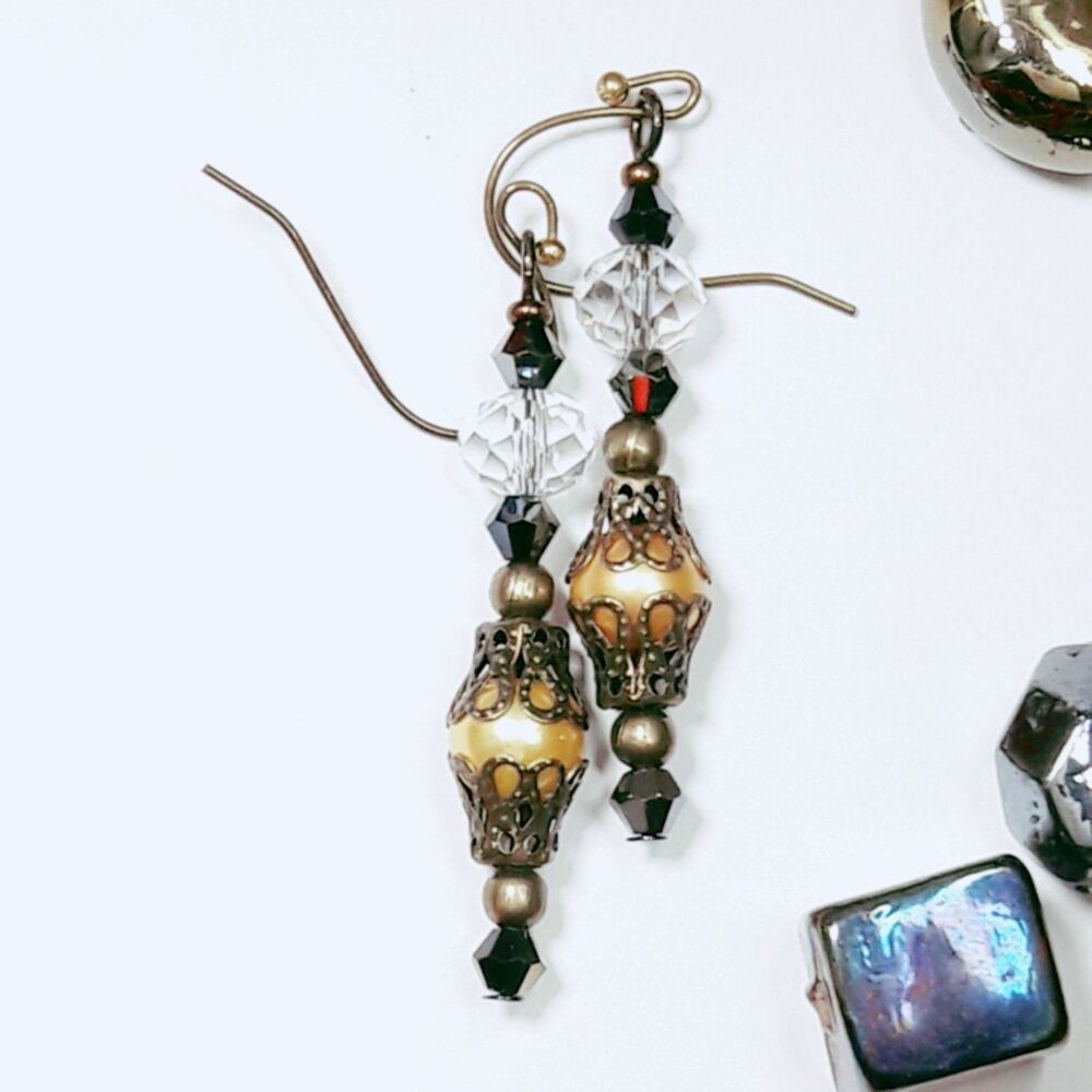 Yellow Glass Antique.Bronze Hooks Hidden Meaning earrings Poetcore , Vamp   452■